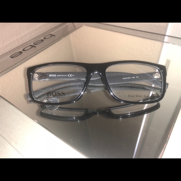 Hugo boss reading glasses - Picture 2 of 4